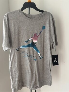 Jordan Heather Gray Short-Sleeve Graphic Tee with Teal & Pink Jumpman